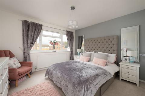 11 Darenth Close, Herne Bay, CT6 7EX