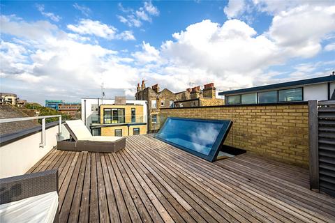 2 bedroom penthouse to rent, Gifford Street, N1