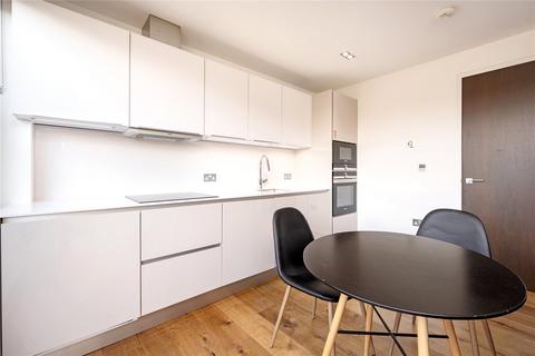 1 bedroom penthouse to rent, Gifford Street, N1