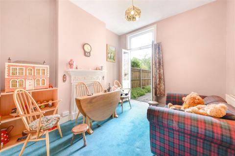 12 Salisbury Road, Richmond, TW9 2JB