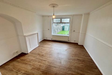 3 bedroom end of terrace house to rent, Oxlow Lane, Dagenham RM10