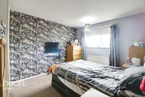 8 Aydon Road, Luton, LU3 2HB