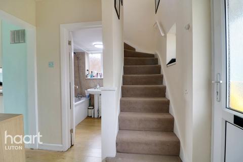 8 Aydon Road, Luton, LU3 2HB