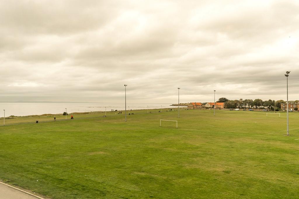 View To Front