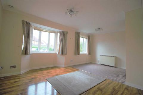 1 bedroom apartment to rent, Bennison Drive, HAROLD WOOD