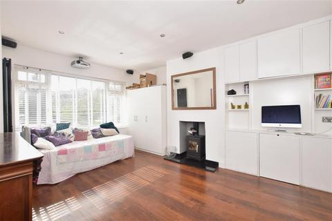48 Bankside, Brighton, BN1 5GN
