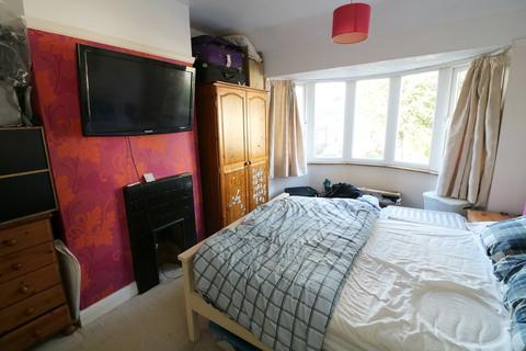 15 Delrene Road, Shirley, Solihull, B90 2HJ