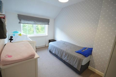202 Hay Lane, Shirley, Solihull, B90 4EQ