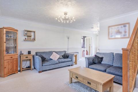 6 Buxton Close, Easton, Norwich, NR9 5DW