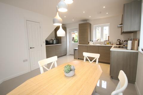 3 Anne Close, Rochford, SS4 1GQ