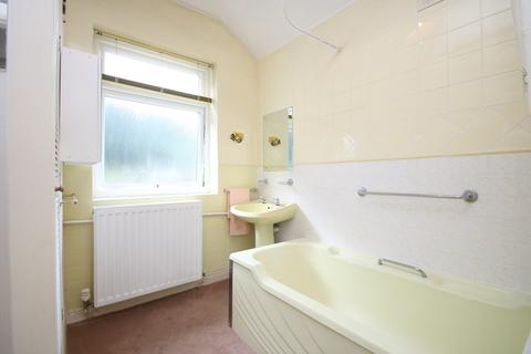 11 Ambien Road, Atherstone, CV9 2AT