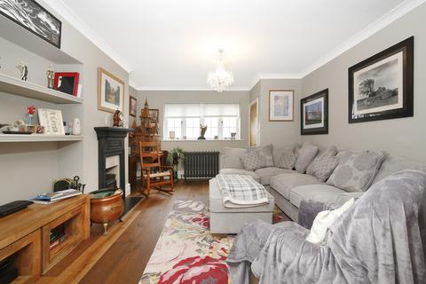 49 Whinyates Road, London, SE9 6NL