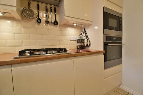 21 Amberlands, Stretton, Burton-on-trent, DE13 0PE