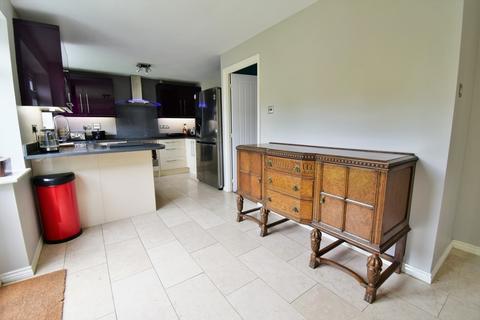 20 Amberlands, Stretton, Burton-on-trent, DE13 0PE