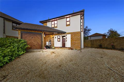 10 Wheatfield Way, Langdon Hills, Basildon, SS16 6SN