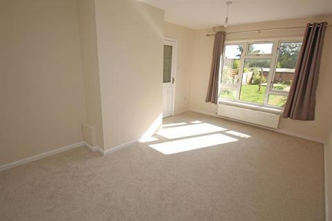 19 Elm Walk, Stevenage, SG2 9UY