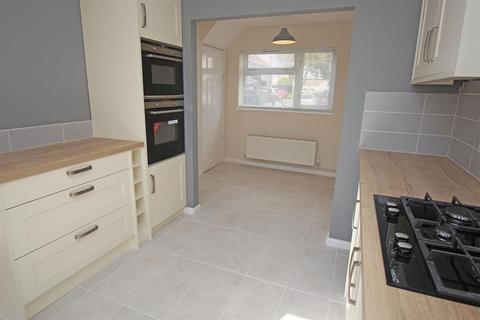 19 Elm Walk, Stevenage, SG2 9UY