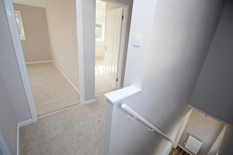 19 Elm Walk, Stevenage, SG2 9UY