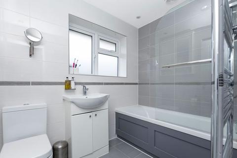 98 The Grove, Sidcup, DA14 5NQ