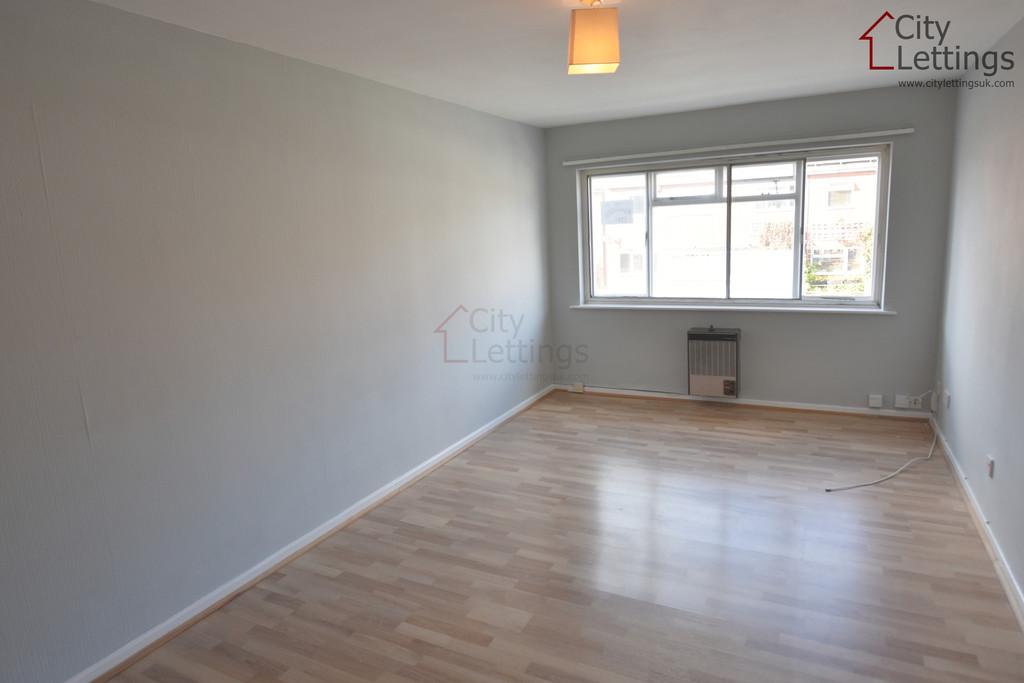 Apartment in Carrington - View 3