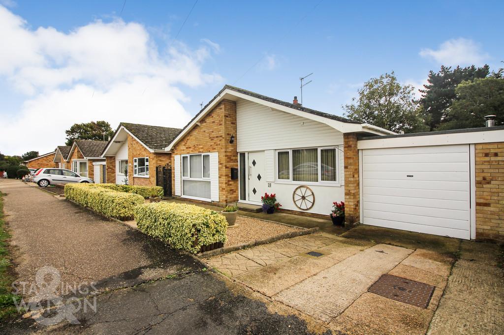 Lockhart Road, Ellingham, Bungay 3 bed detached bungalow £250,000