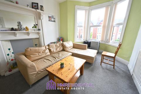 2 bedroom flat to rent, Wingrove Road, Fenham NE4