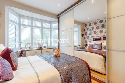 84 Macdonald Avenue, Hornchurch, RM11 2NE