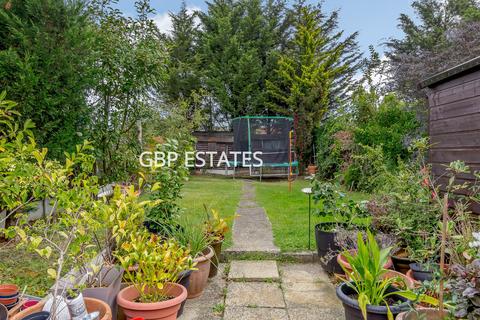 84 Macdonald Avenue, Hornchurch, RM11 2NE