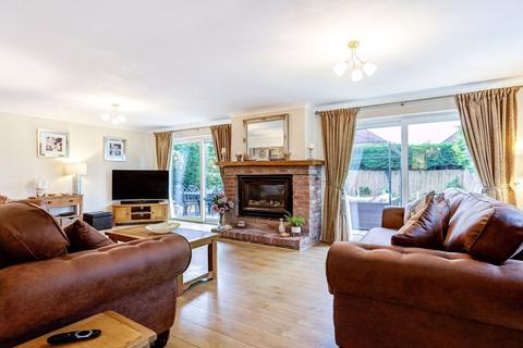90 Buxton Road, Congleton, CW12 2DY