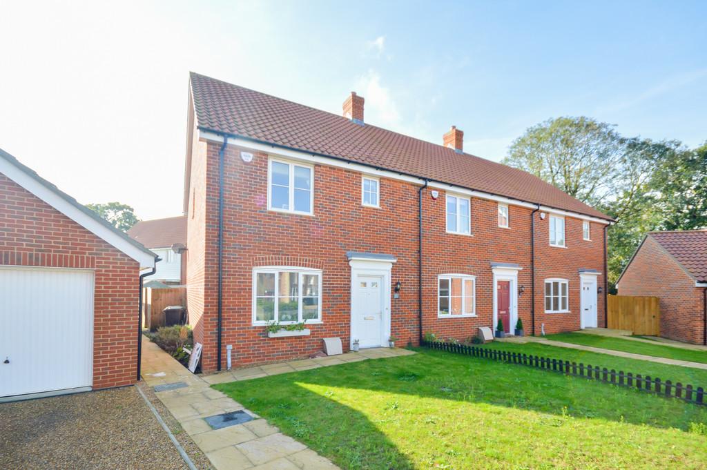 Kemp Road, North Walsham 3 bed end of terrace house £240,000
