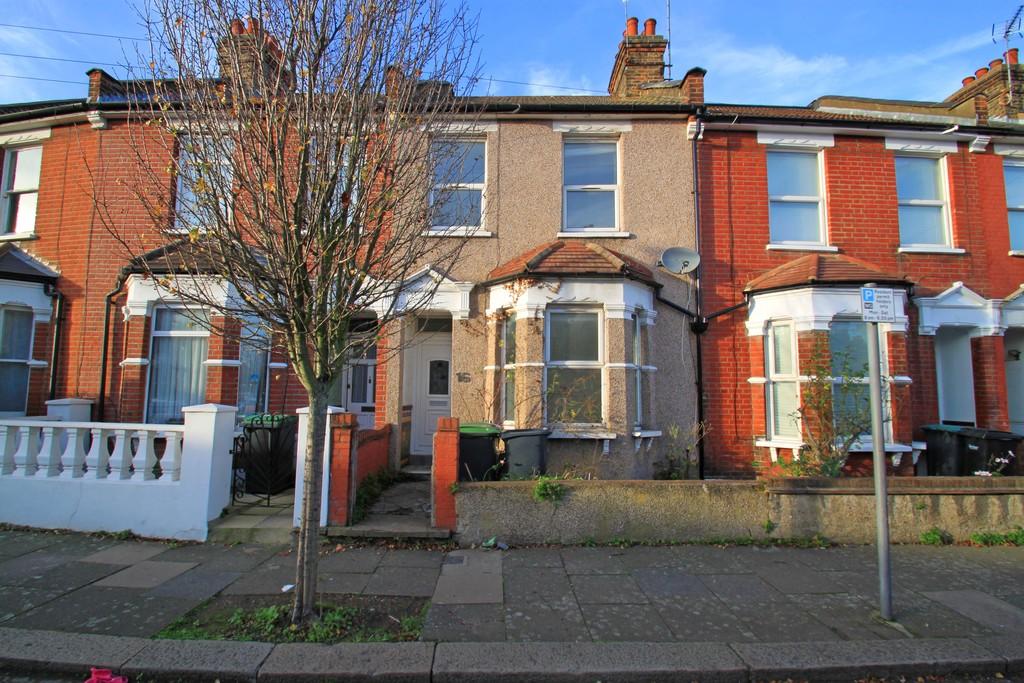 Graham Road, Tottenham, N15 4 bed terraced house to rent £1,900 pcm