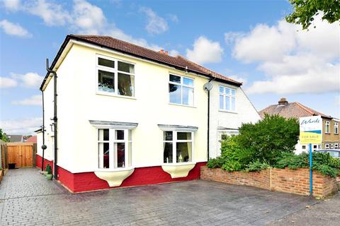 13 Raeburn Avenue, Dartford, DA1 3BQ