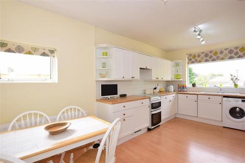 13 Raeburn Avenue, Dartford, DA1 3BQ