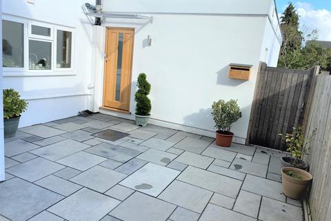 33 Stanley Road, Bromley, BR2 9JH