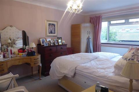 44 Ascot Road, Gravesend, DA12 5AL