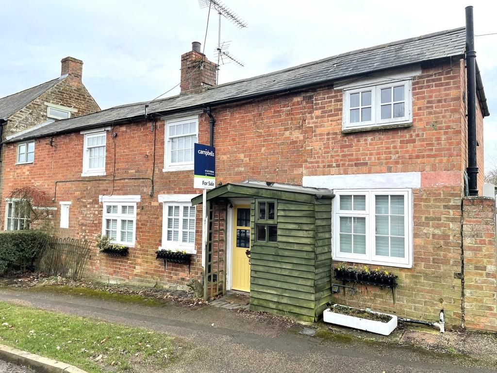 Hill View, Eydon, NN11 3PB 3 bed cottage £225,000