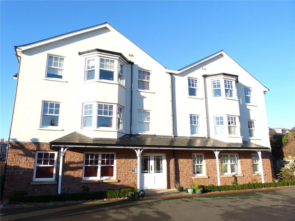 Tregonwell Court, Summerland Avenue, Minehead, Somerset, TA24 2 bed