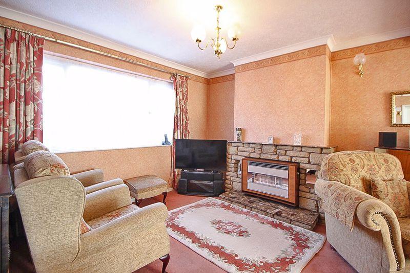 Kipling Road, THE STRAITS, DY3 3DY 3 bed semidetached house £210,000