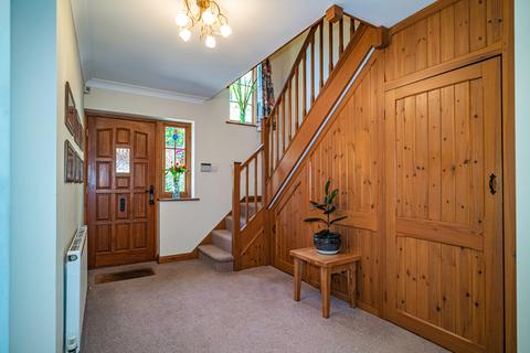 Bluebell House Elvendon Road, Goring, Reading, RG8 0DR