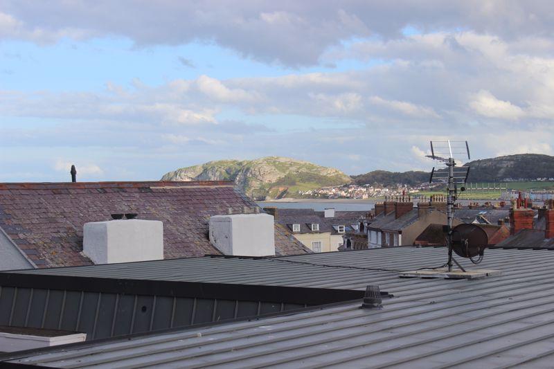Abbey Road, Llandudno 2 bed apartment £163,500