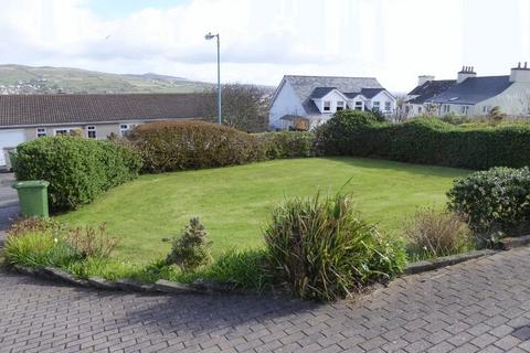 5 bedroom detached bungalow to rent, Erin View, St Marys Road, Port Erin