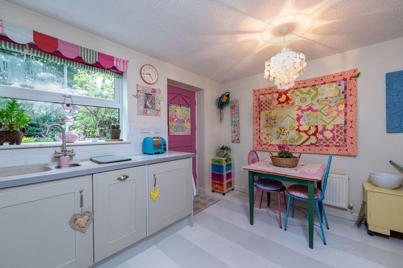 Dining kitchen