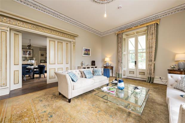 Upper Aughrim House