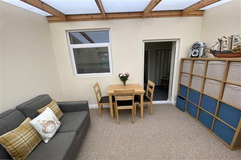7 Larch Hill, Sheffield, S9 4AH