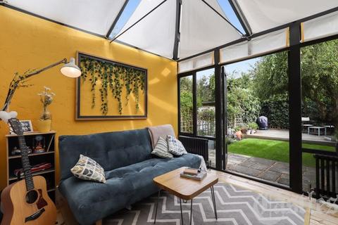 3a Baden Road, London, N8 7RJ