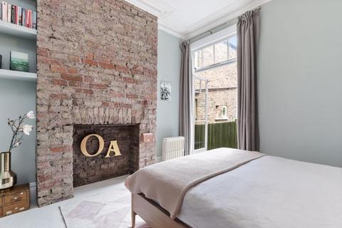 3a Baden Road, London, N8 7RJ