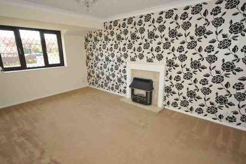 2 bedroom apartment for sale - AMBLECOTE - Woodcombe Close