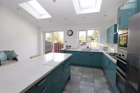130 Brooklands Drive, Leighton Buzzard, LU7 3PG