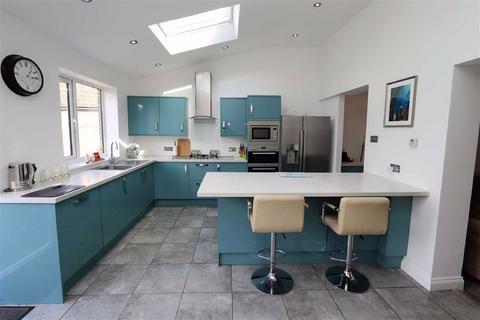 130 Brooklands Drive, Leighton Buzzard, LU7 3PG