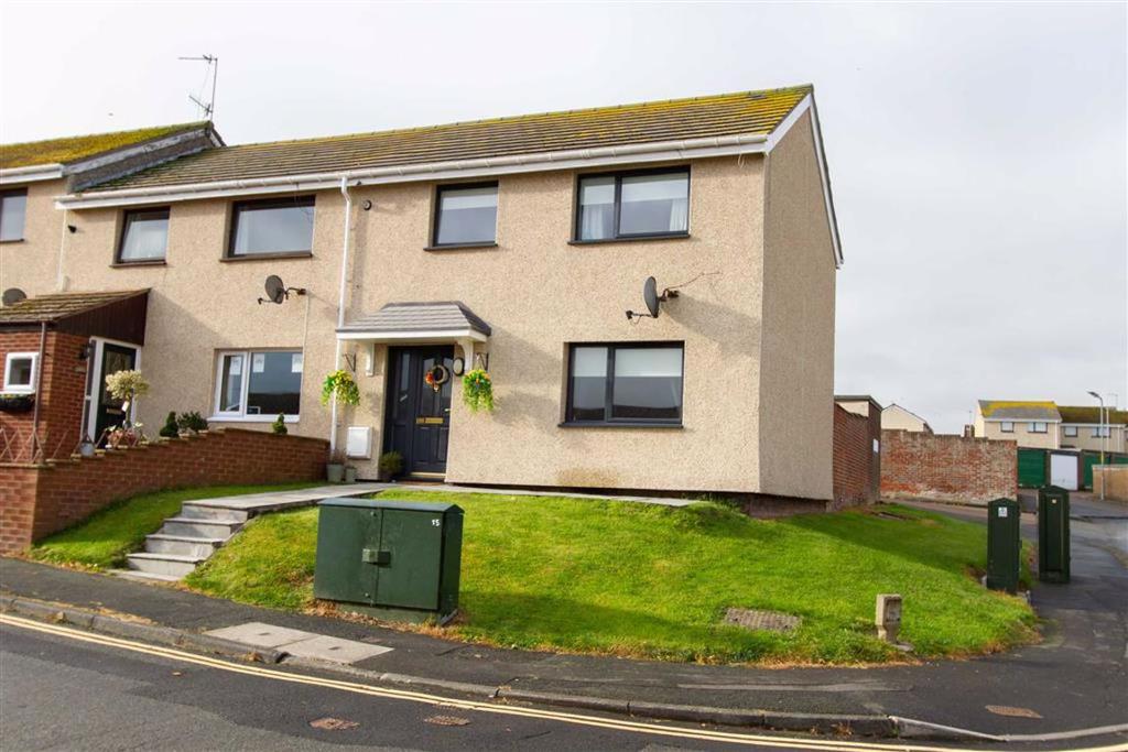 Highcliffe, Spittal, BerwickuponTweed, TD15 3 bed end of terrace
